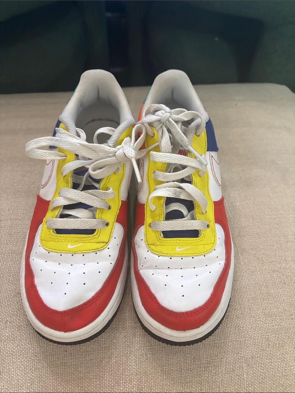 Nike Kids Colorblock Low-Top Sneakers - White, Red, Yellow, Blue